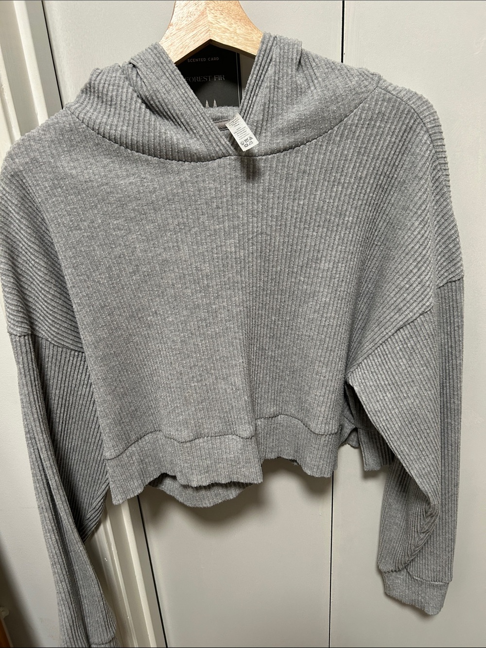 ALO Yoga Gray Ribbed Cropped Hoodie Sweater